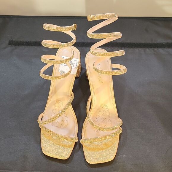 BRAND NEW DELICACY RHINESTONE DIAMOND CHUNKY HEEL PLATFORM SANDAL - Picture 2 of 15